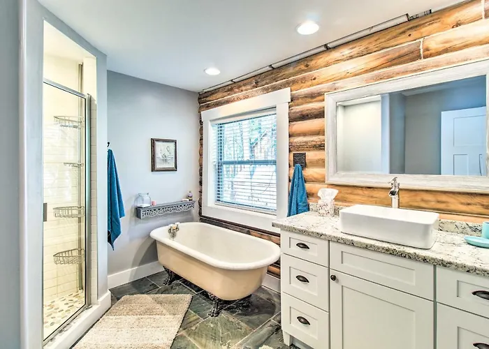1 Mi To Lake: Chic Arizona W/ Large Porch!