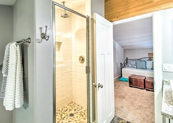 1 Mi To Lake: Chic Arizona W/ Large Porch! *